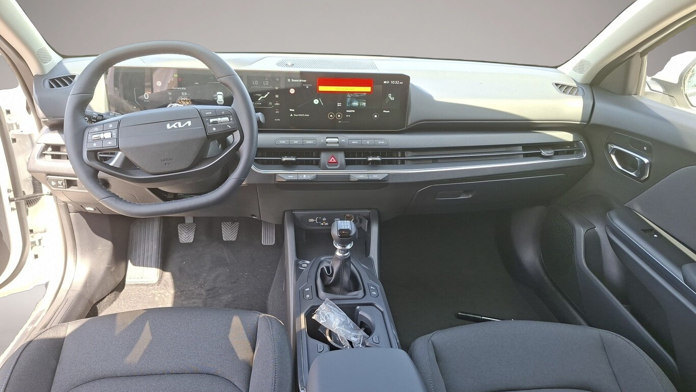 Bild 7 Kia K4 SW Vision MT ACC LED Nav SHZ PrivG Kam Keyl