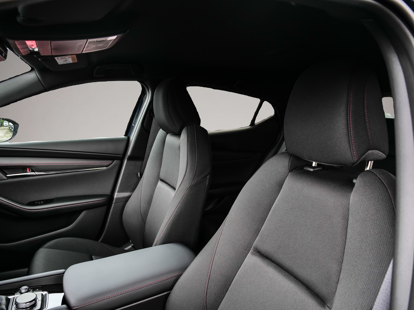 Fotografie 5 des Mazda 3 Homura 2.5L e-SKYACTIV G 140PS 6AT FWD