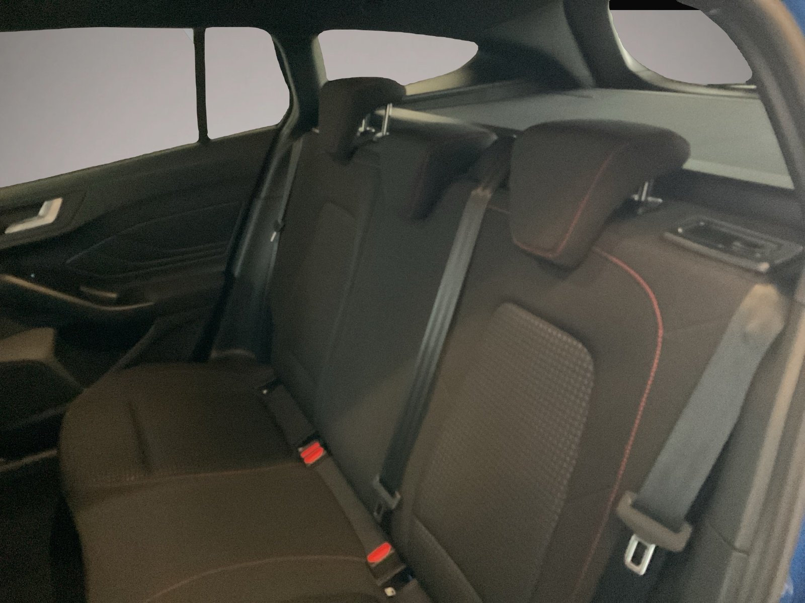 Fotografie 7 des Ford Focus ST-Line Bluetooth Navi LED Klima el. Fenst