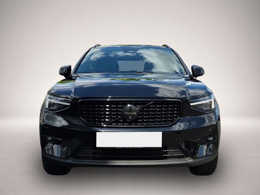 Fotografie 3 des Volvo XC40 B3 B DKG Plus Black Edition