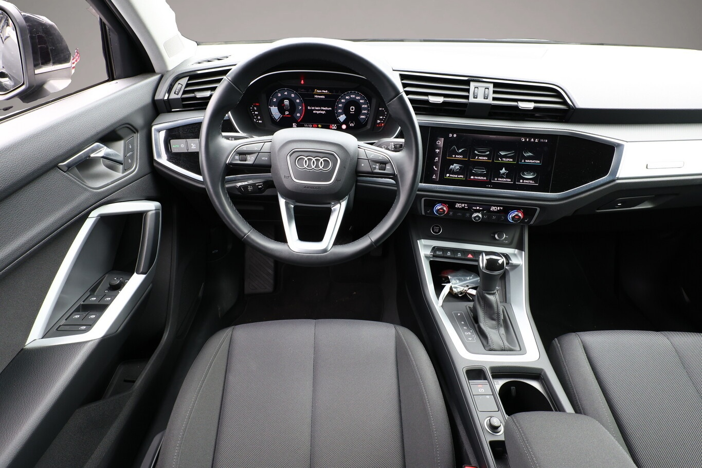 Fotografie 6 des Audi Q3 Sportback 35 1.5 TFSI 150 S-tronic MMI LED
