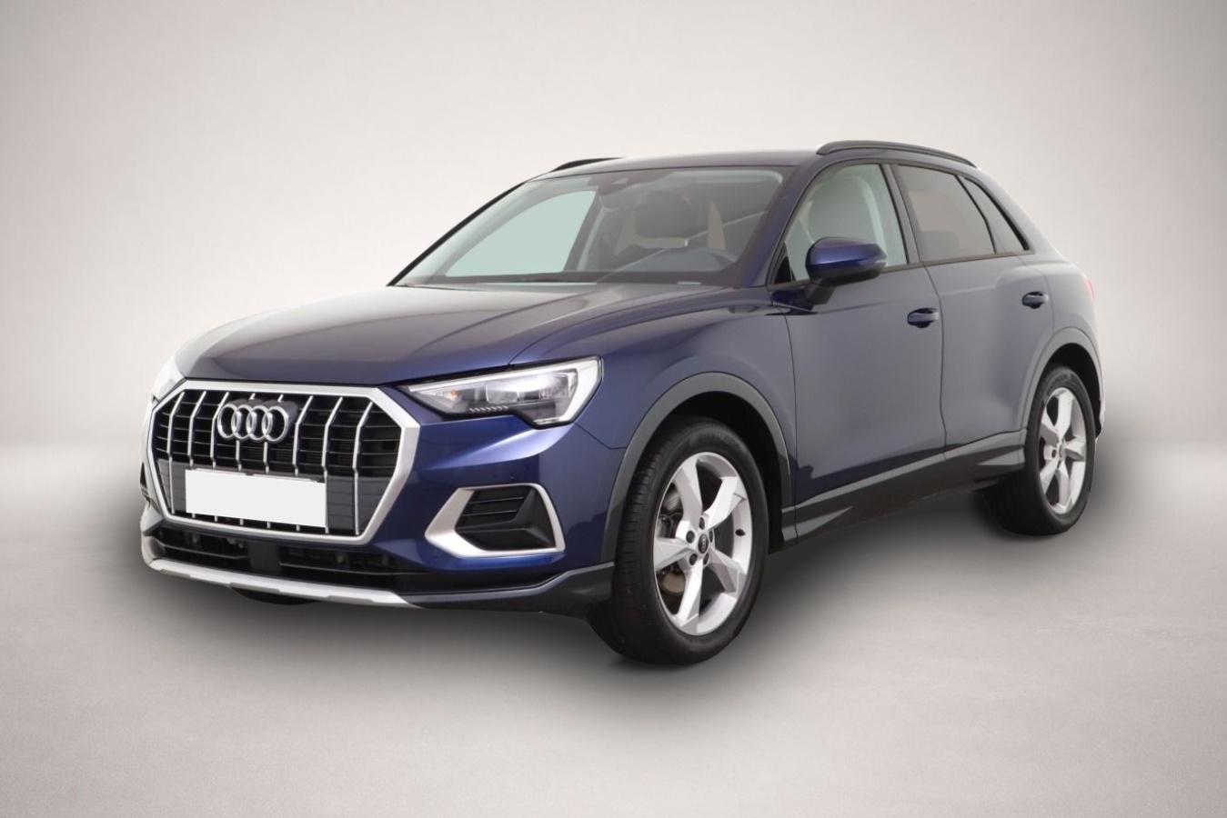 Bild 1 Audi Q3 35 TFSI S tronic advanced Navi+/AHK/19
