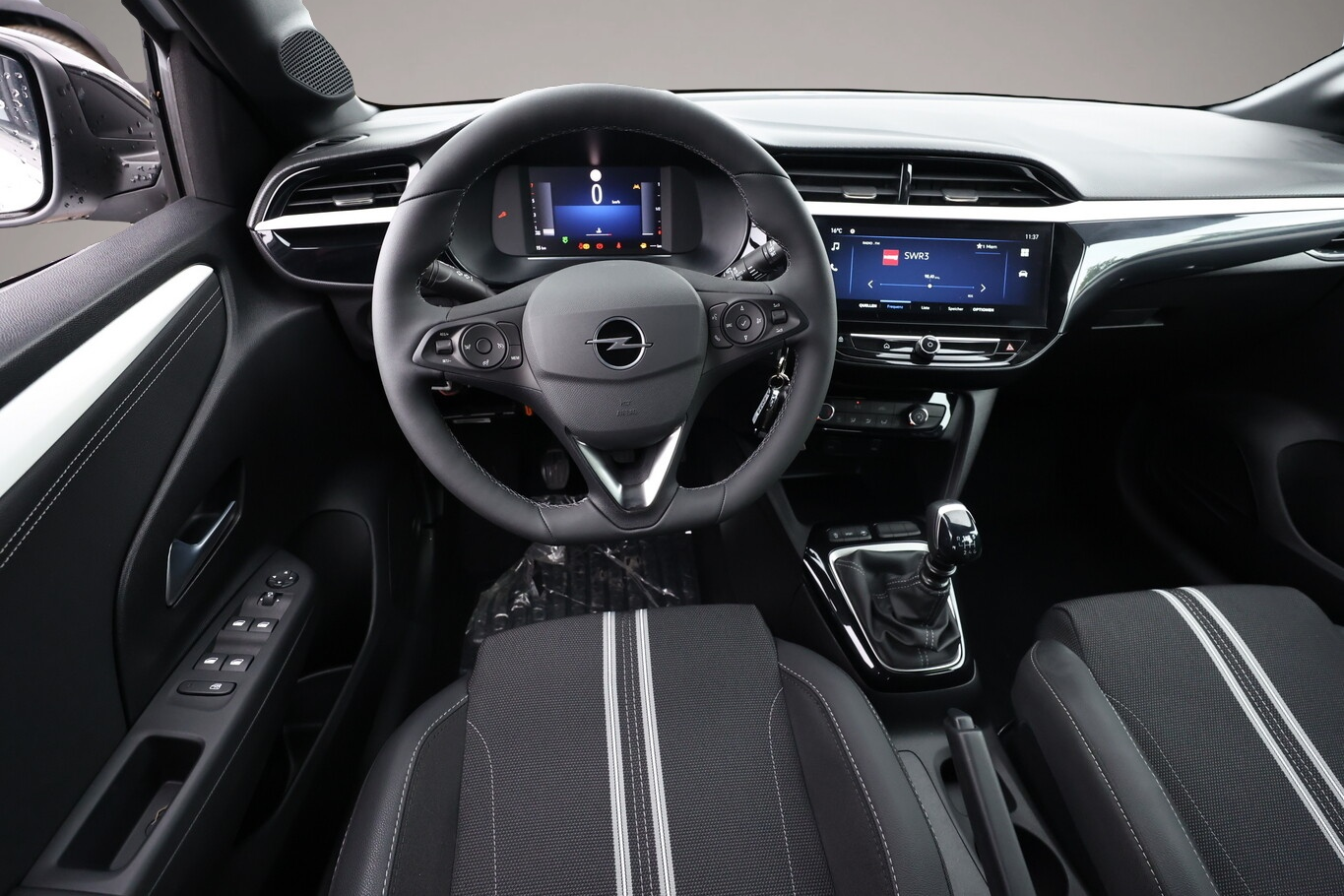Fotografie 6 des Opel Corsa GS Kam PDC vo/hi AppC Totw LM16Z 10