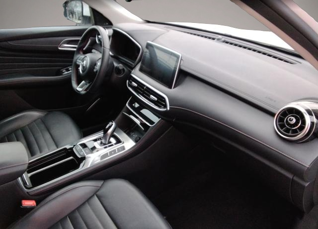 Bild 2 MG HS 1.5T DCT7 Luxury 2WD 119 kW (162 PS), Automat