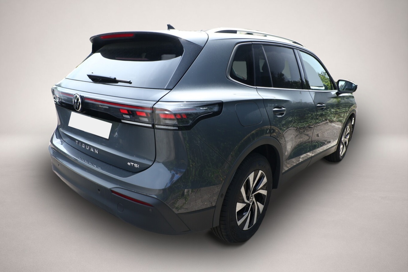 Fotografie 3 des Volkswagen Tiguan DSG LED+ 5JGarantie IQ.DRIVE SHZ Keyl ACC