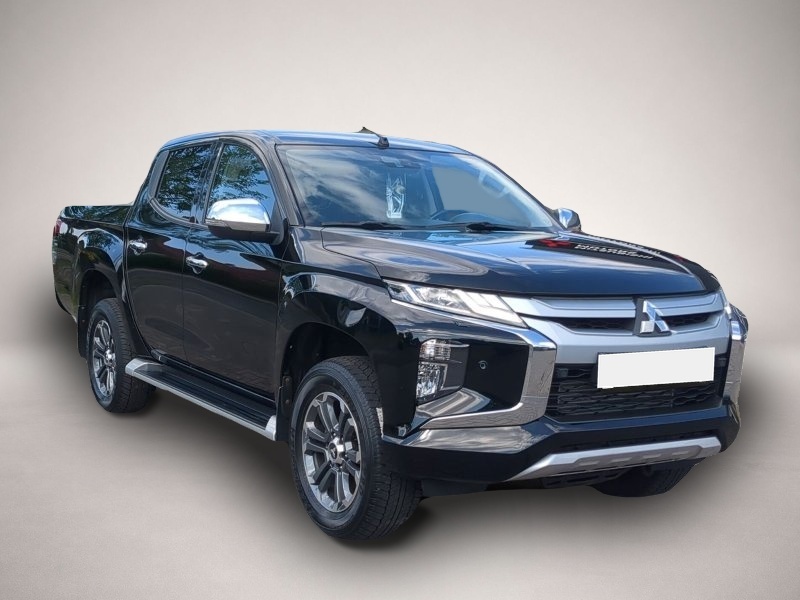 Fotografie Mitsubishi L200 4x4 2,2 DI-D AT Spirit DoKa AHK