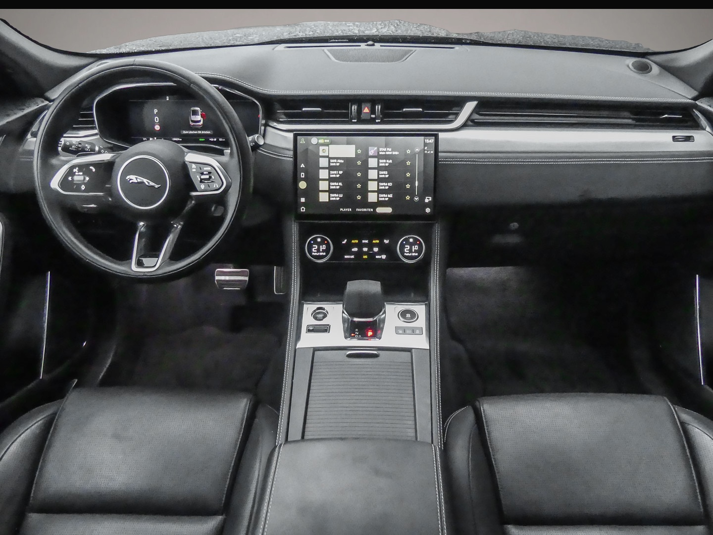 Bild 4 Jaguar F-Pace P400e R-Dynamic SE AWD Plug-In Hybrid AD