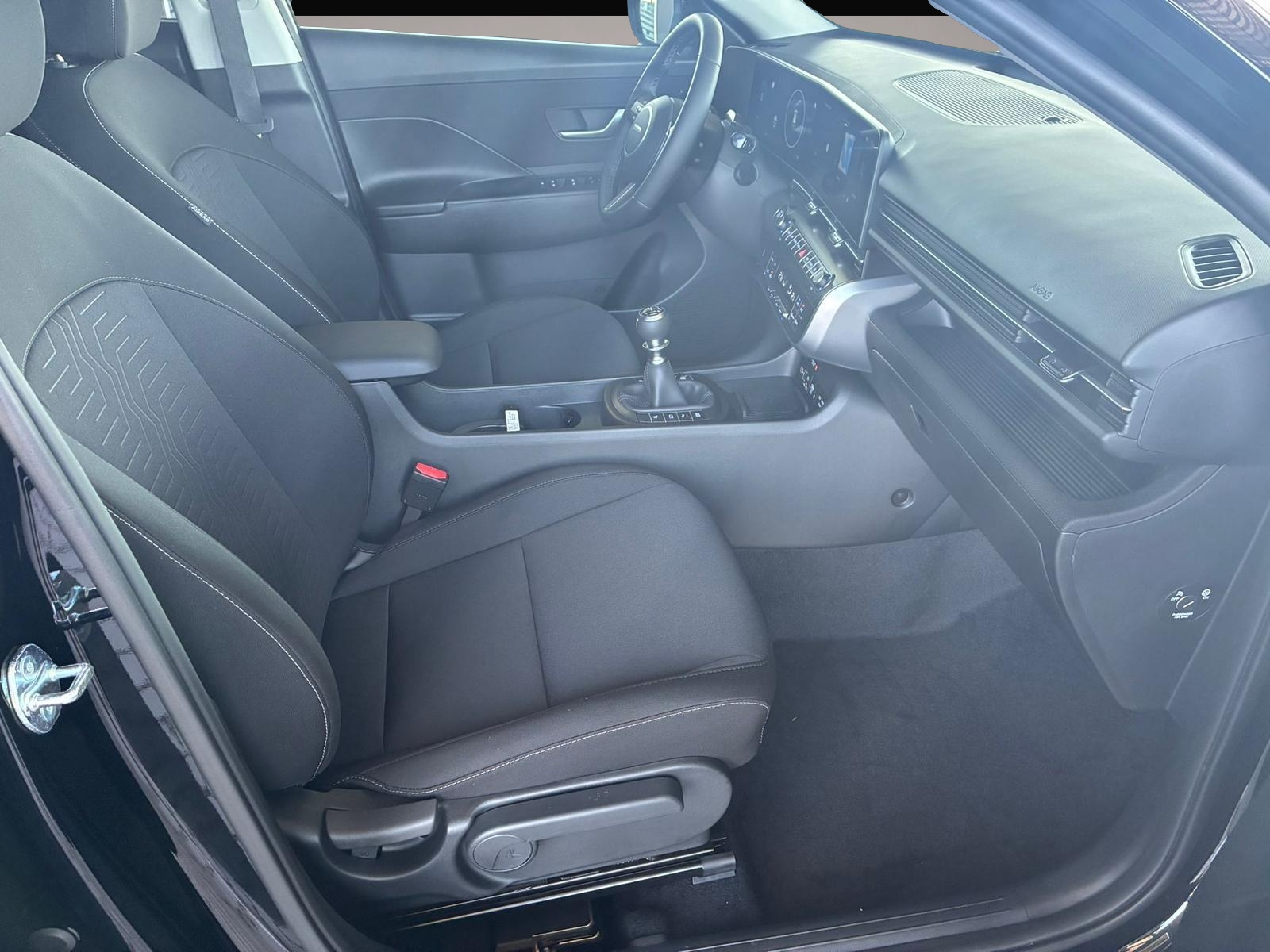 Bild 7 Hyundai Kona Comfort Plus 1.0 T-GDI 2WD / Navi / Keyless