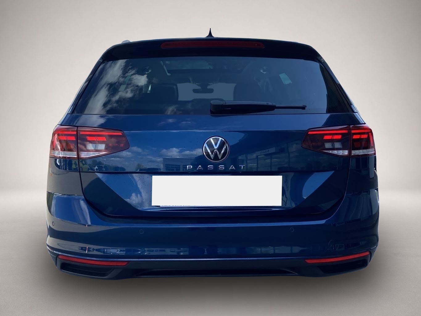 Bild 4 Volkswagen Passat Variant 2.0 TDI DSG Business HARMAN-KARDO