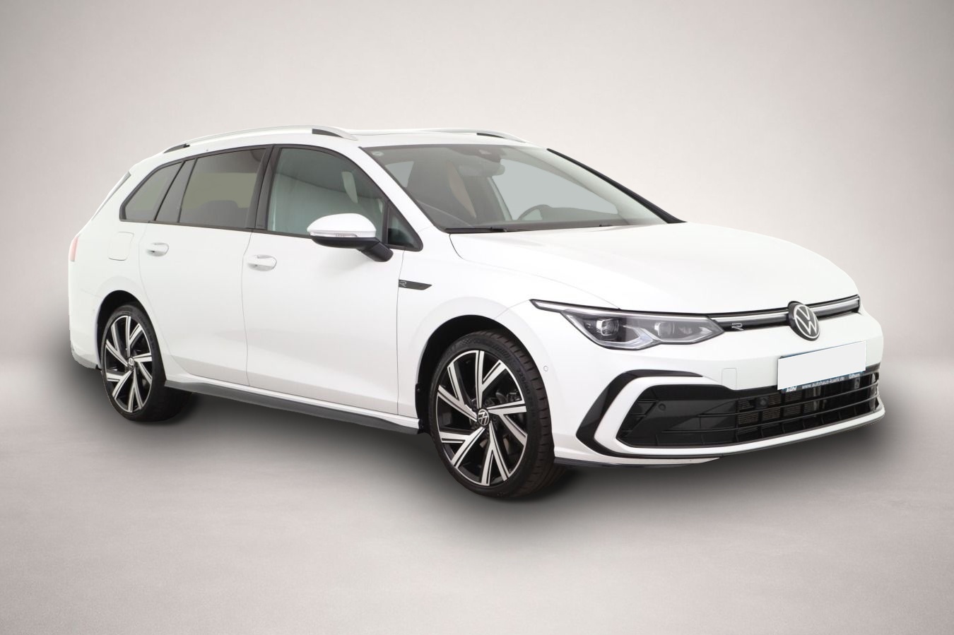 Bild 4 Volkswagen Golf 8 VIII Variant 2.0 TSI DSG R Line IQ.Light/
