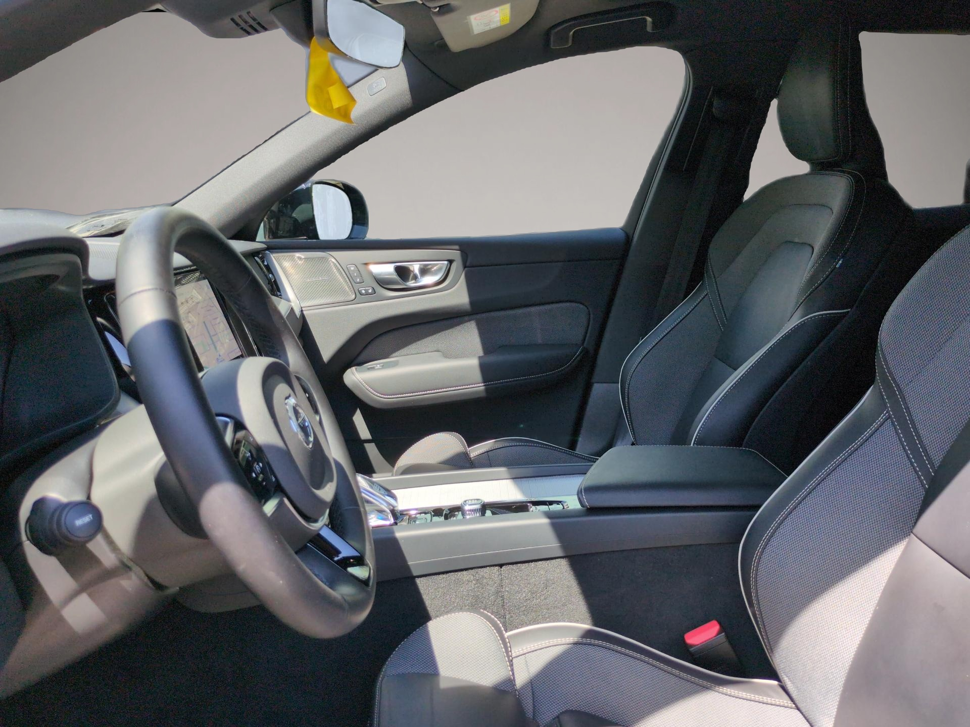 Bild 7 Volvo XC60 XC 60 Plus Dark AWD