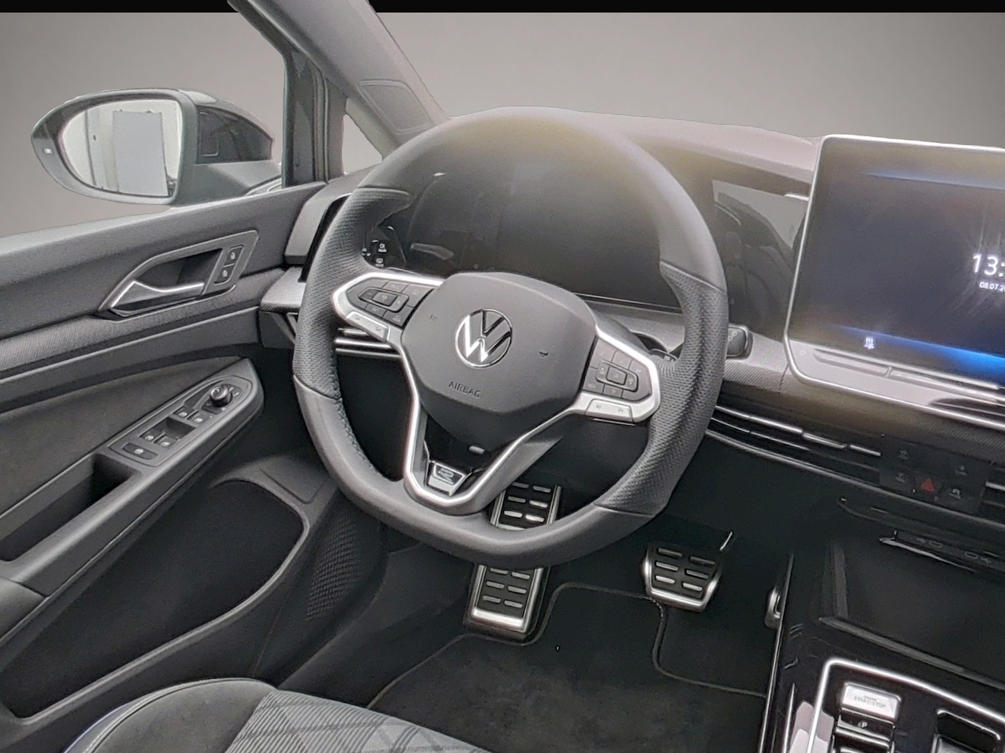 Fotografie 3 des Volkswagen Golf 8 2.0 TDI DSG R-Line BLACK-STYLE 5-J-GAR AH
