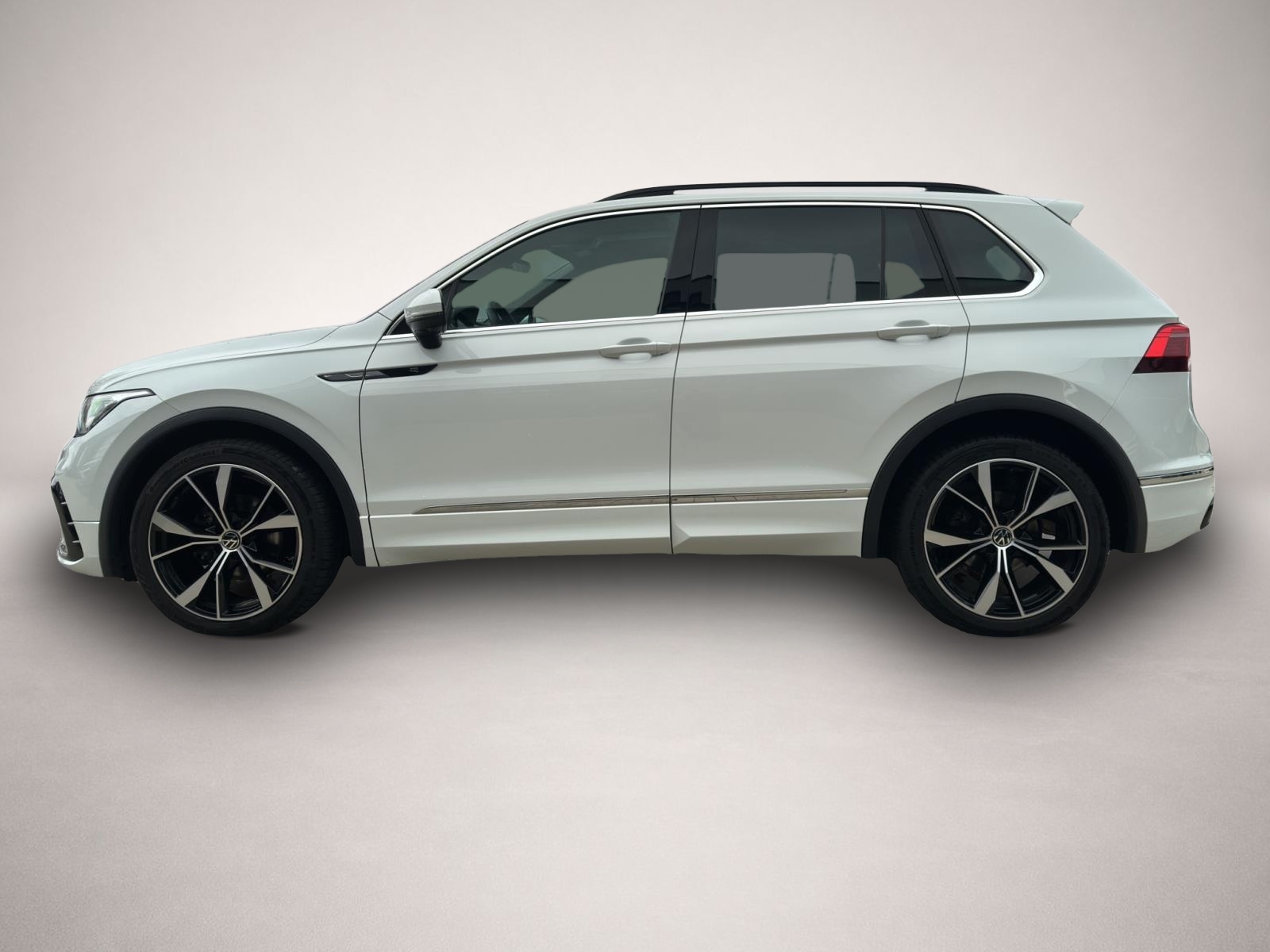 Bild 3 Volkswagen Tiguan 2.0 TDI DSG R-Line AHK KAMERA ACC LED NAV