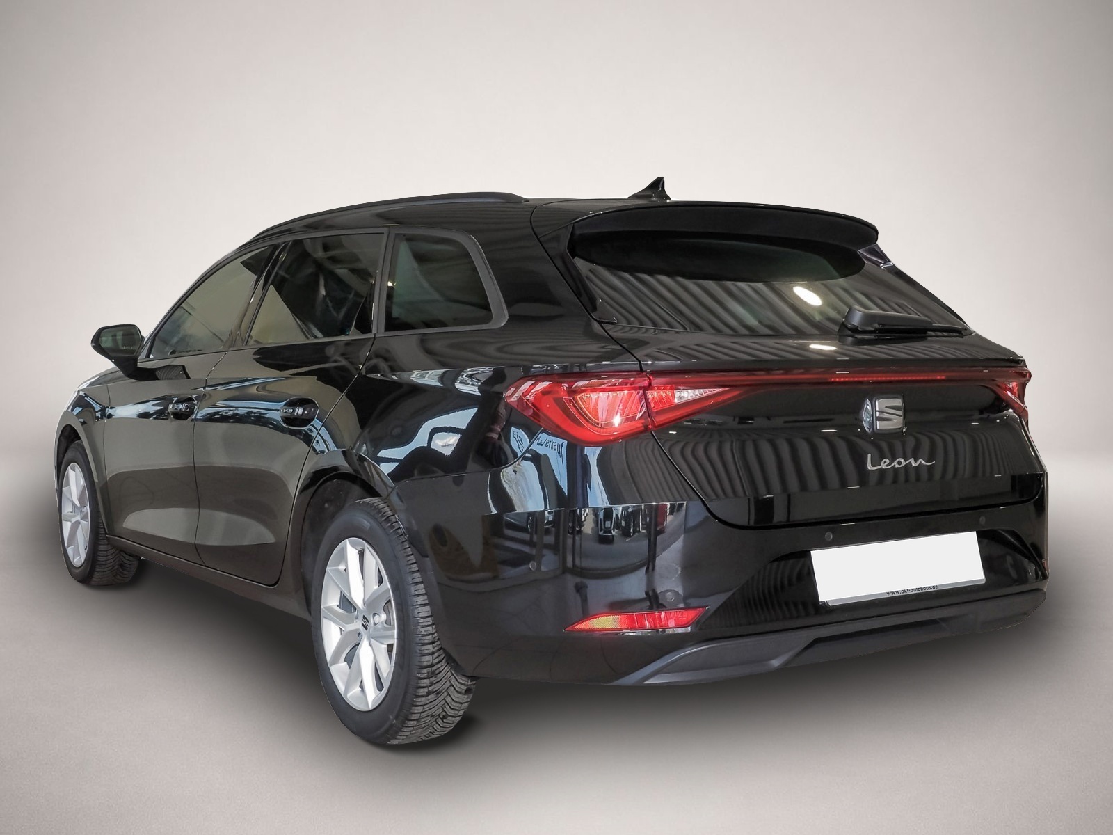Bild 3 Seat Leon ST 2.0 TDI DSG Style-Audio Navi*Kamera*Full