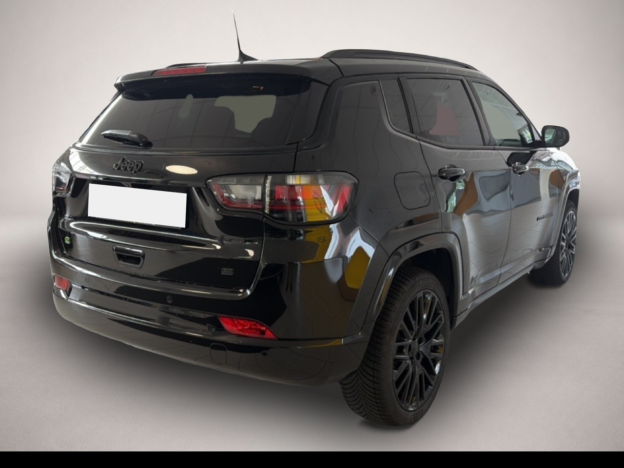 Bild 6 Jeep Compass S MHEV Panorama Kamera Navi LED GJR ACC