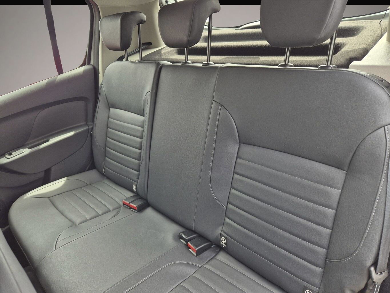 Bild 7 Dacia Sandero Stepway II 1.5 dCi 95 Prestige Leder Nav