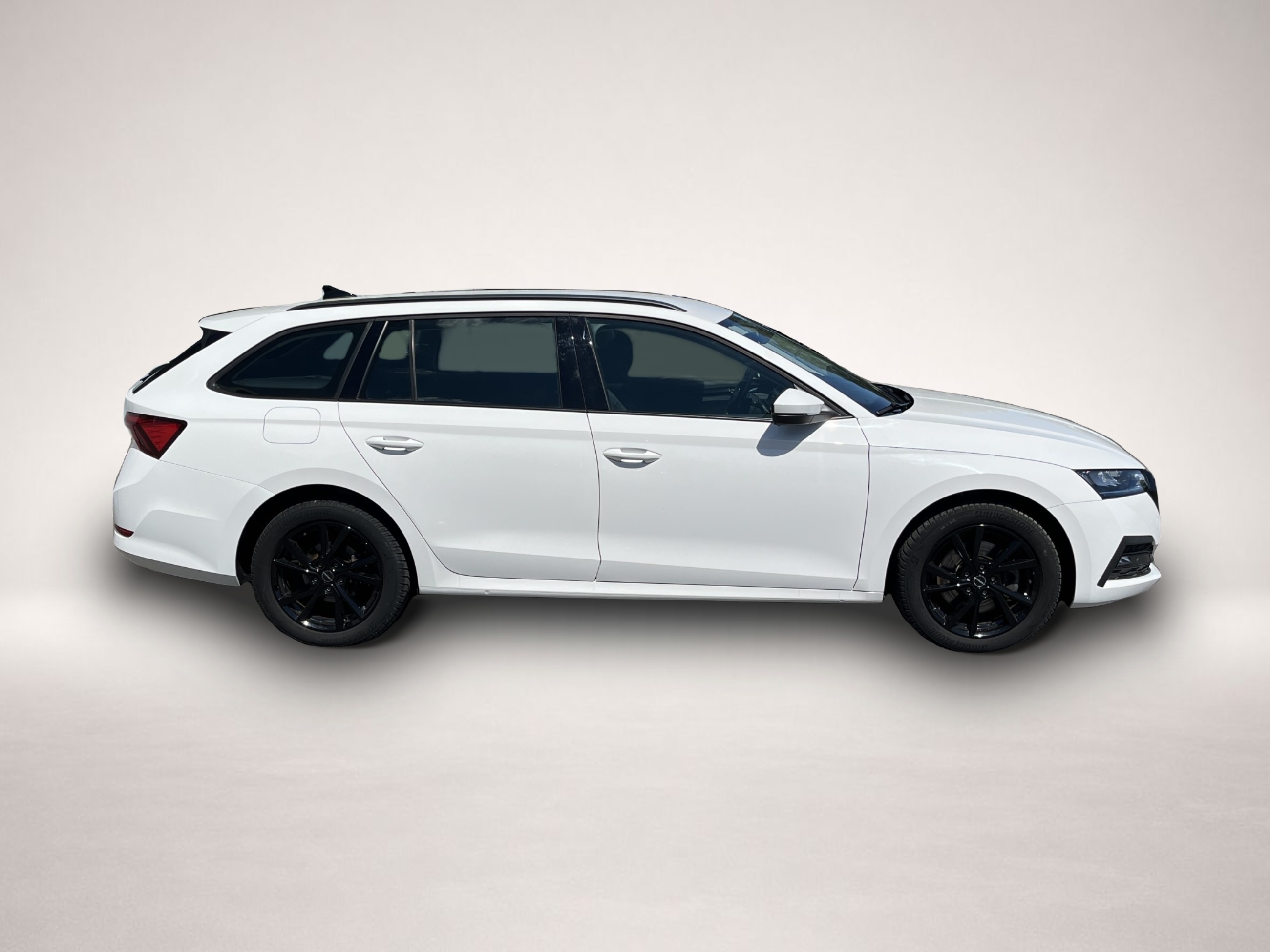 Bild 5 Skoda 105 Combi 1.4 TSI e-Hybrid Blackline 150¤ m.20%