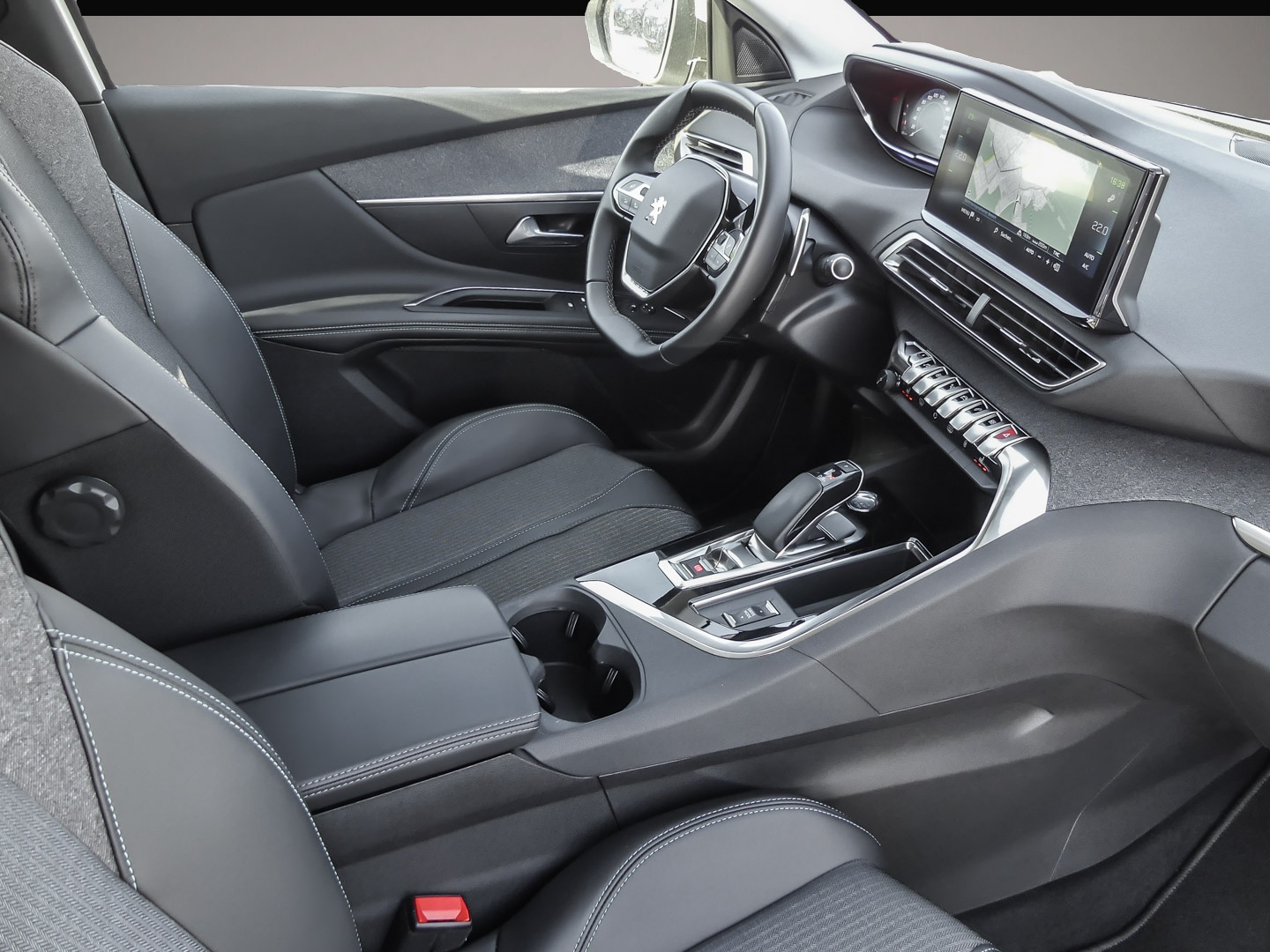 Bild 4 Peugeot 3008 Hybrid 225 Allure Pack 1.6 Plug-In EU6d Nav
