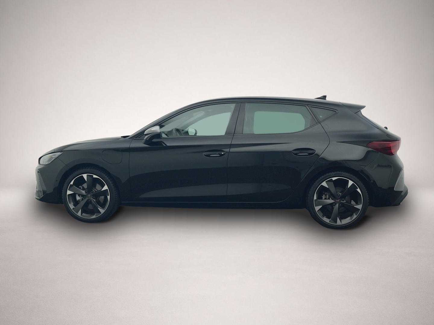 Fotografie 2 des Cupra Leon 1.5 TSI eHybrid DSG RFK DYNAMIC EDGE