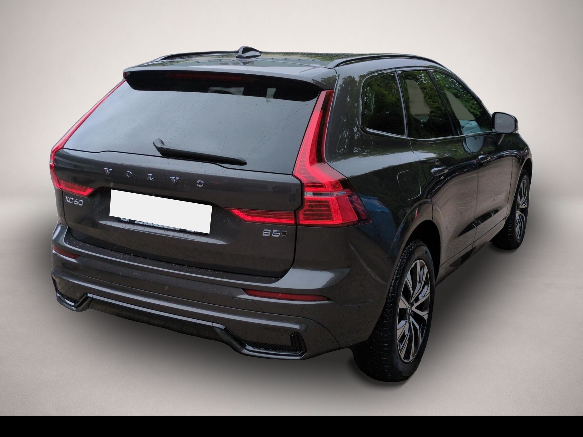 Bild 3 Volvo XC60 XC 60 Plus Dark AWD