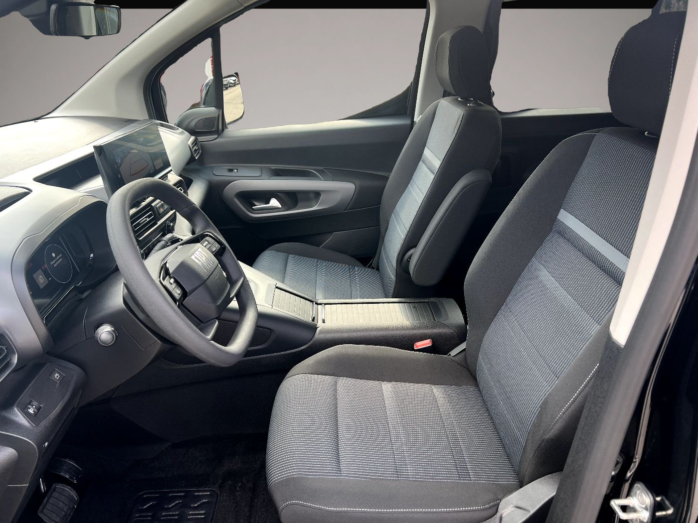 Bild 7 Fiat Qubo E L Icon 5-Sitzer (50kWh) *LED Kamera ACC*