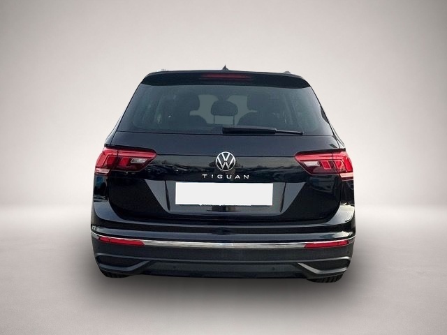 Fotografie des Volkswagen Tiguan 2.0 TDI DSG Move Kamera,Standhz.,Digital