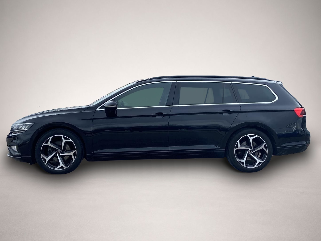 Fotografie Volkswagen Passat Variant 2.0 TDI DSG R-Line Business APP-C