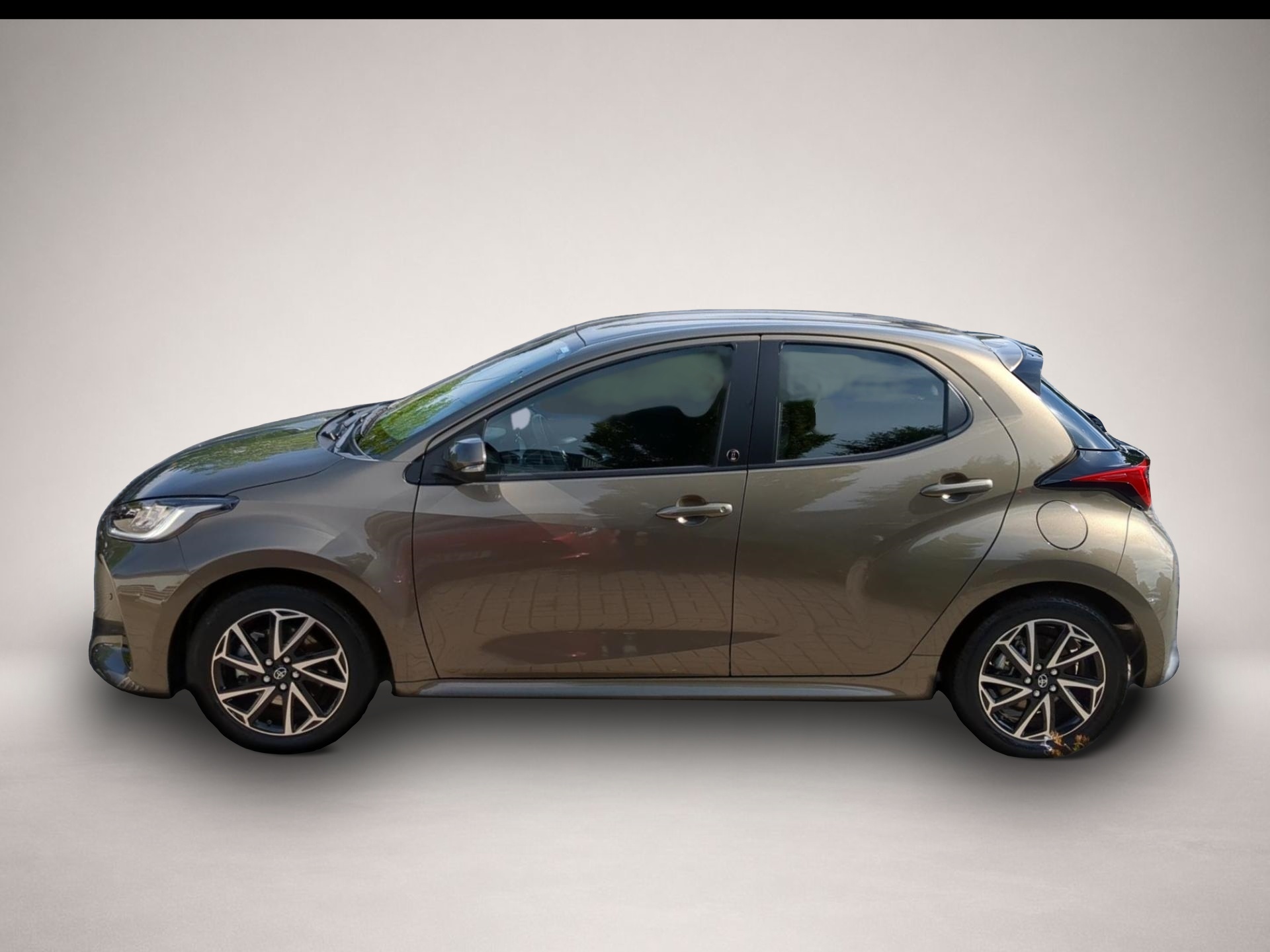 Bild 6 Toyota Yaris Bluetooth LED Klima Einparkhilfe el. Fenst