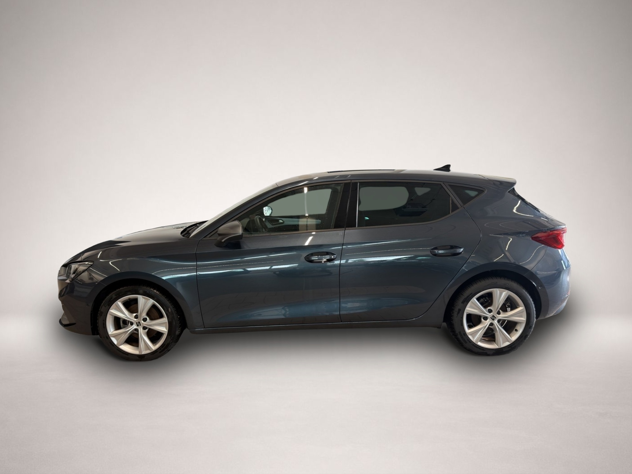 Bild 3 Seat Leon 1.5 eTSI DSG FR | 0 EUR Bereitst. & 0 EUR S
