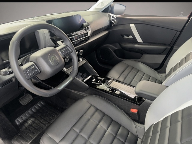 Bild 7 Citroën C4 Max PT130 EAT8 Schiebedach Allwetter Navi PDC