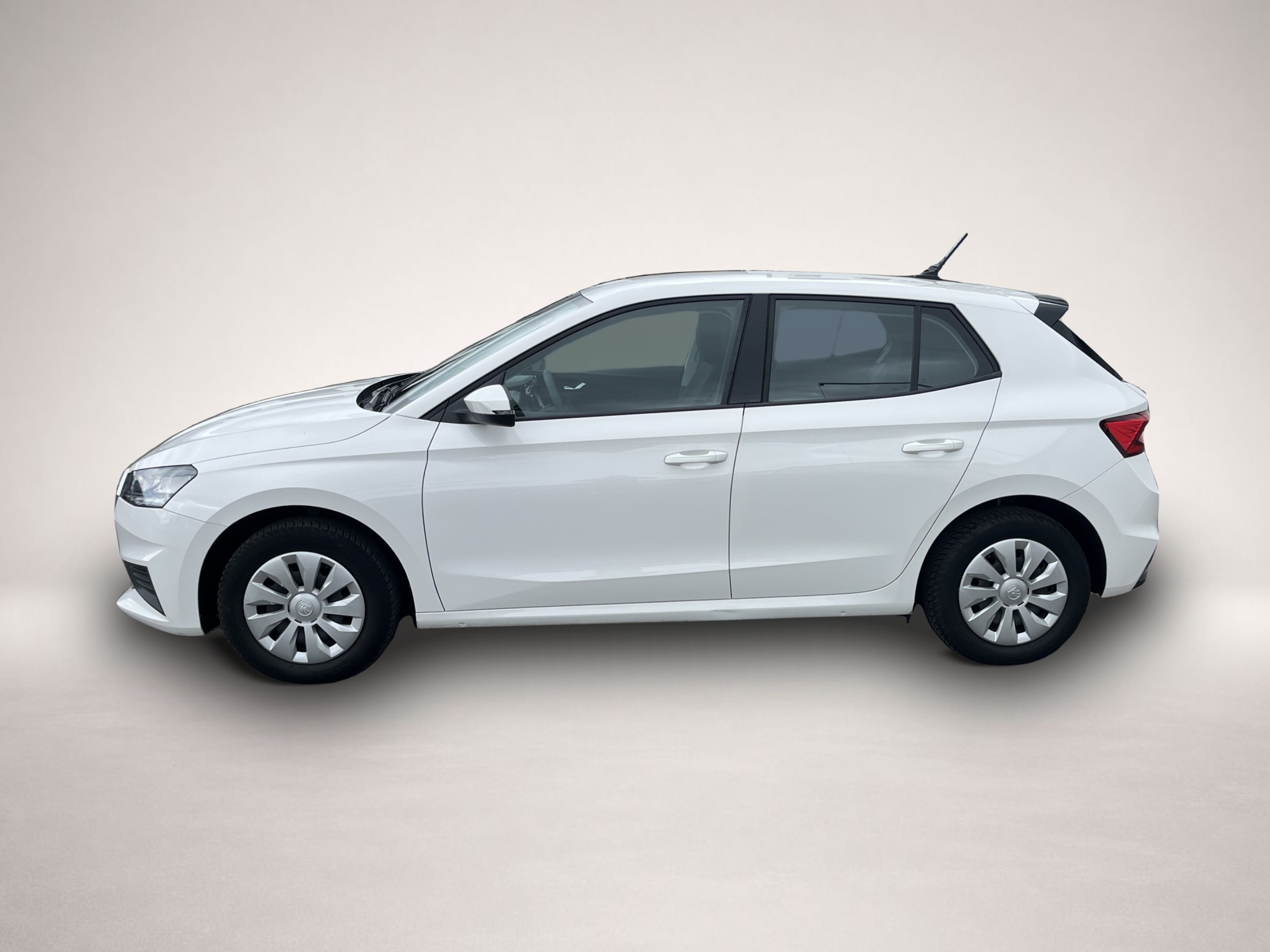 Bild 2 Skoda Fabia 1.0 Active 84¤ m.20% Anz. LED PDC DAB Klim