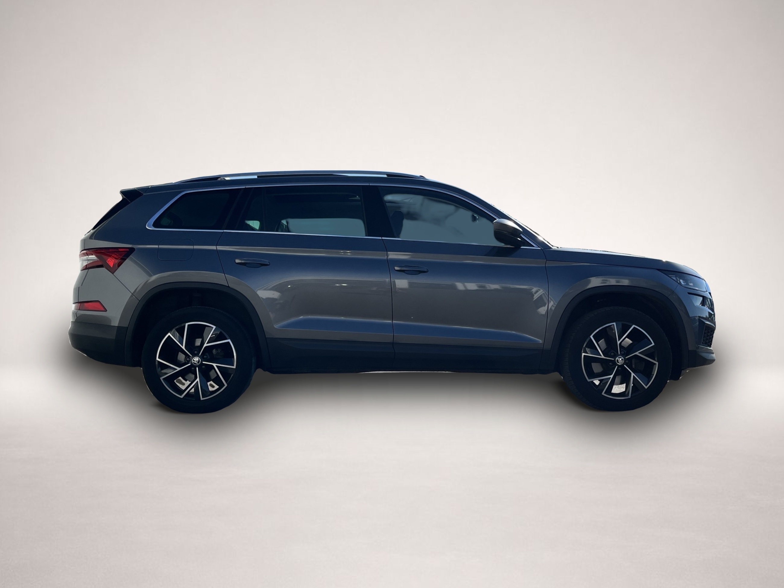 Bild 3 Skoda Kodiaq 2.0 TDI DSG 4x4 Style AHK STHZ PANO Navi