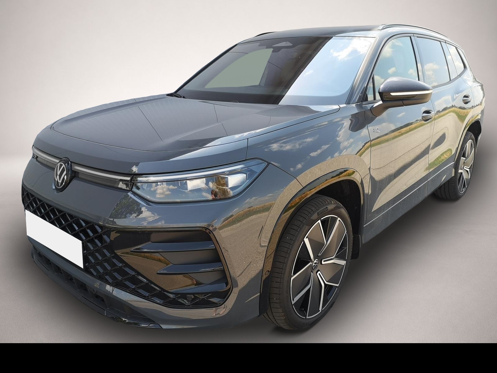 Fotografie 1 des Volkswagen Tayron 2.0 TDI R-Line DSG 4Motion ABT 7 Sitzer P