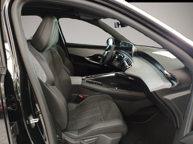 Bild 7 Peugeot 3008 Hybrid 145 GT 1.2 Navi LED El. Heckklappe