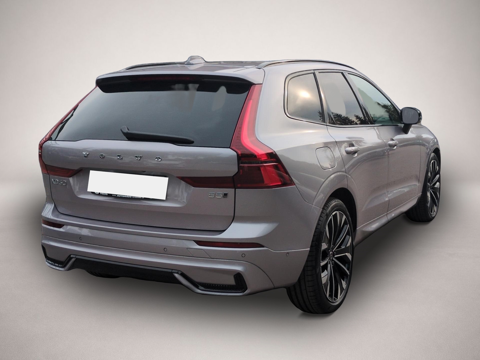 Bild 3 Volvo XC60 B5 (Benzin) Ultra Dark AWD Automatik Navi L