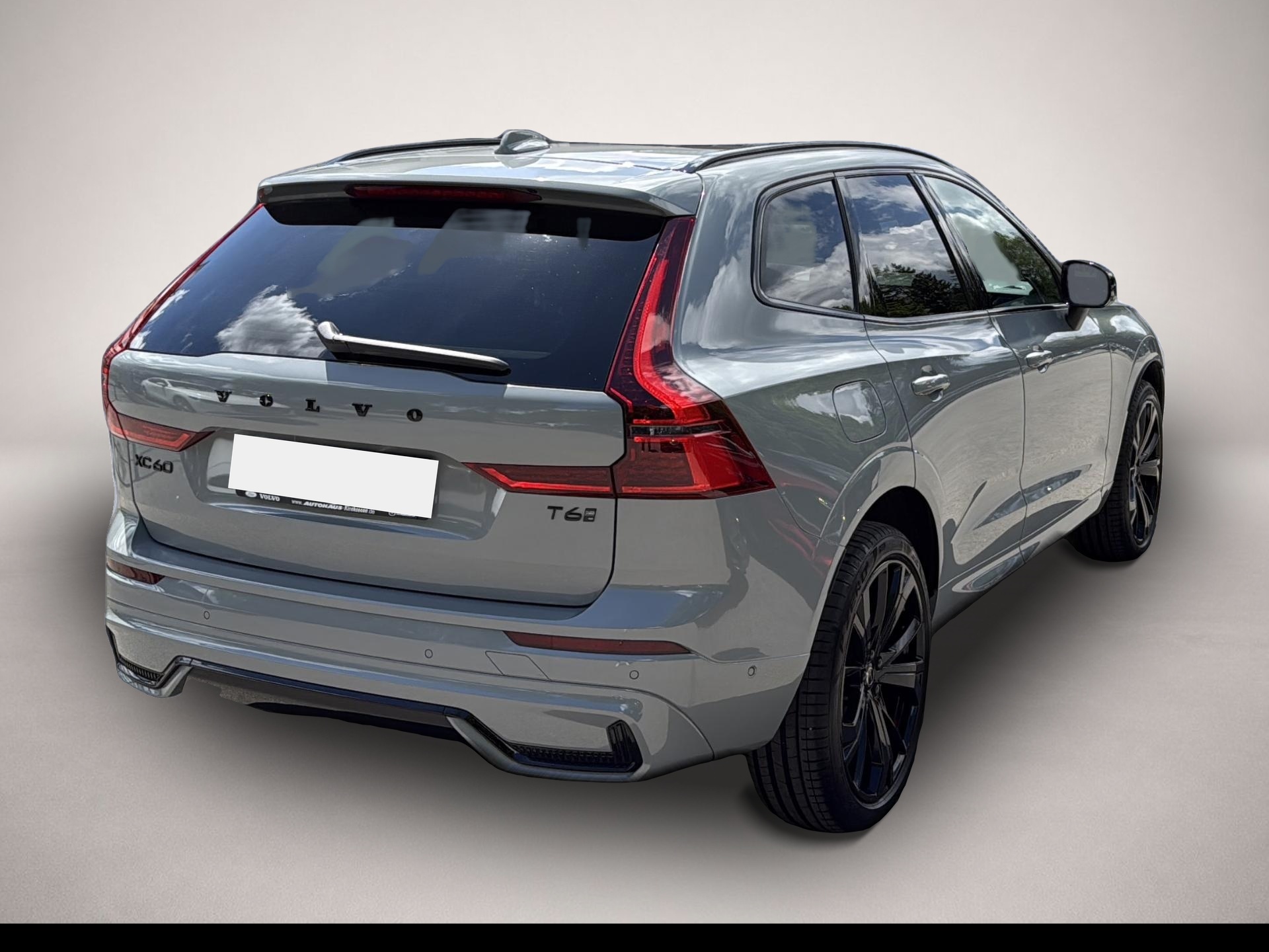 Bild 3 Volvo XC60 T6 Recharge Plus Black Edition Plug-In-Hybr
