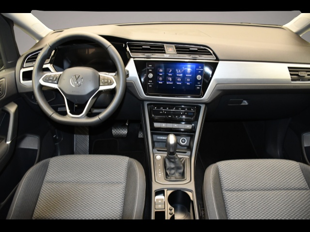 Bild 4 Volkswagen Touran 1.5TSI DSG Comfortline 7SITZE/LED/PDC