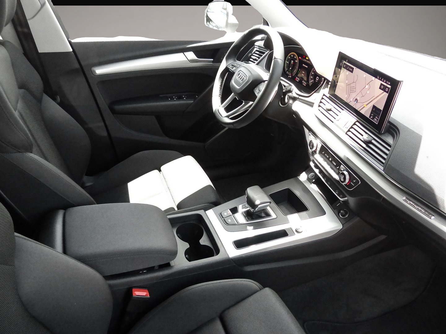 Bild 6 Audi quattro Q5 50 TFSI e quattro S tronic S line AHK el.Heck