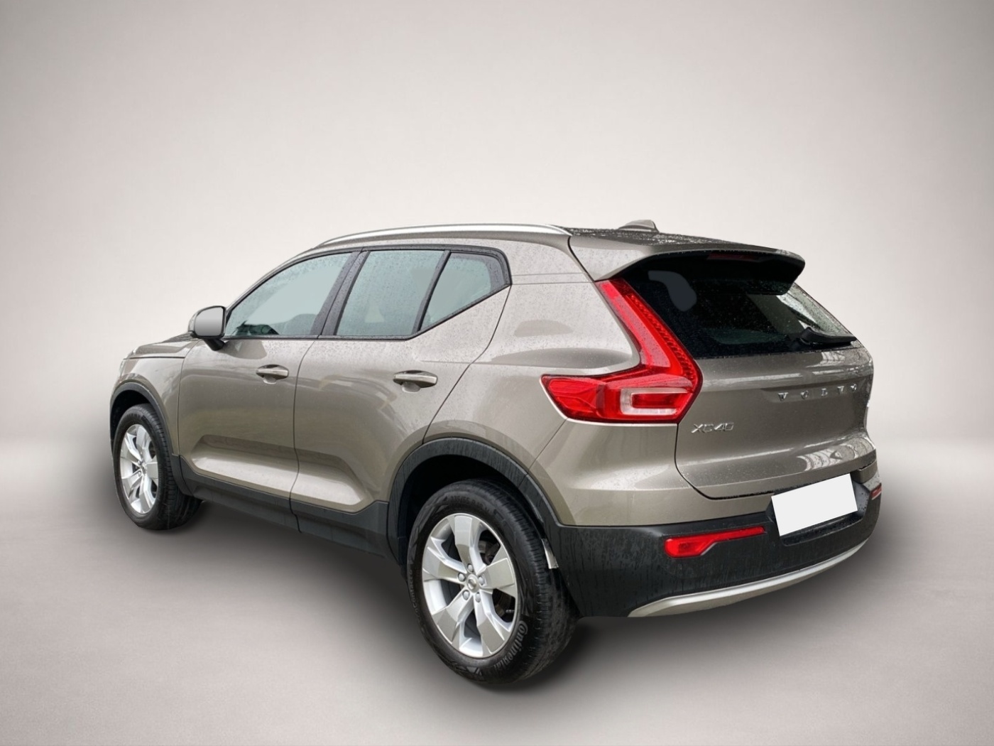 Bild 3 Volvo XC40 Momentum Pro WiPa*LED*RFK*DAB+*StHzg*