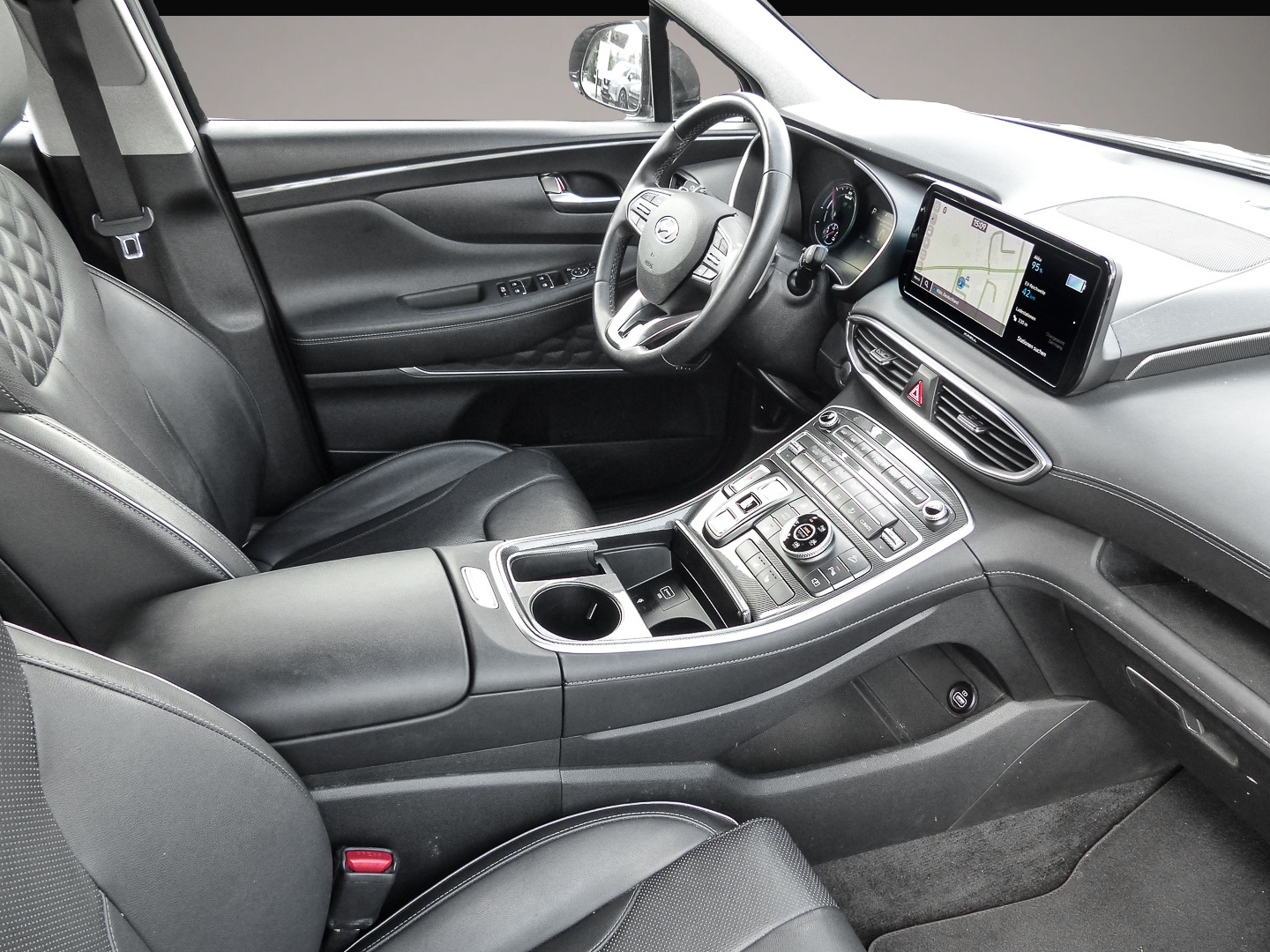 Bild 3 Hyundai SANTA FE Trend Plug-In Hybrid 4WD Navi Soundsyst