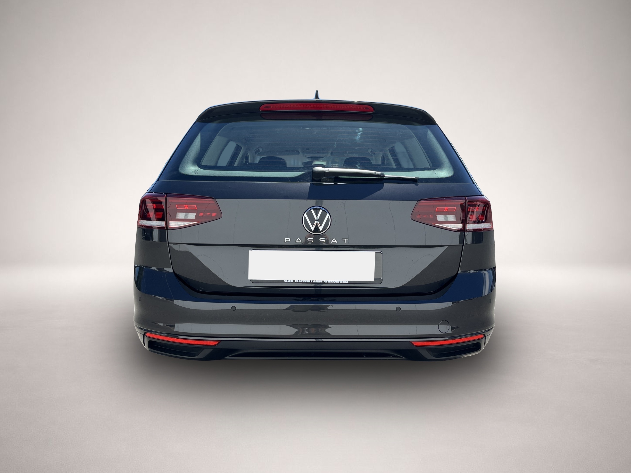 Fotografie des Volkswagen Passat Variant 1.5 TSI Business Navi TravelAssis