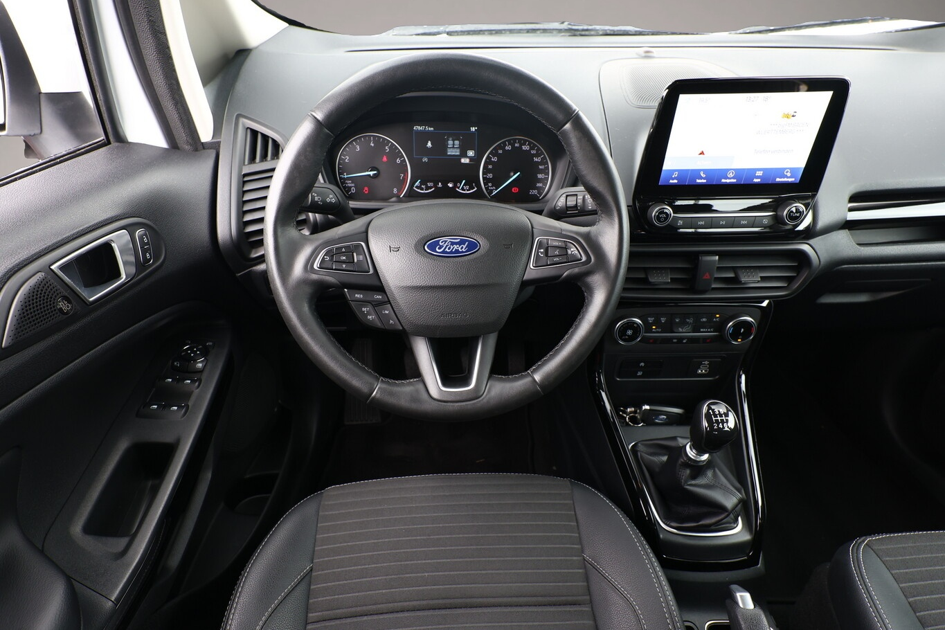 Bild 6 Ford EcoSport 1.0 EcoBoost 125 Titanium X LED Nav SHZ