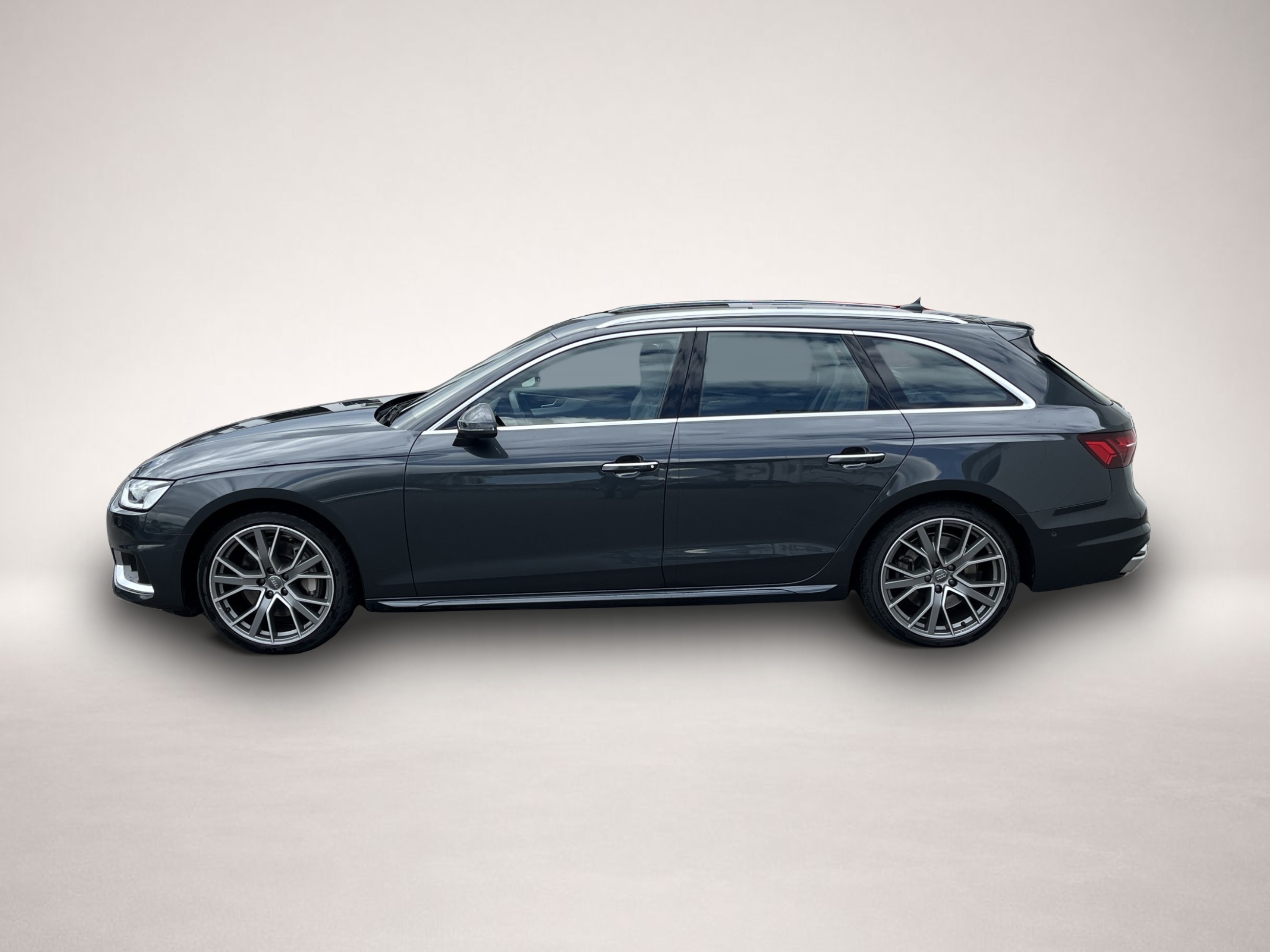 Bild 3 Audi A4 Avant 45 3.0 TDI quattro S tronic Advanced 19