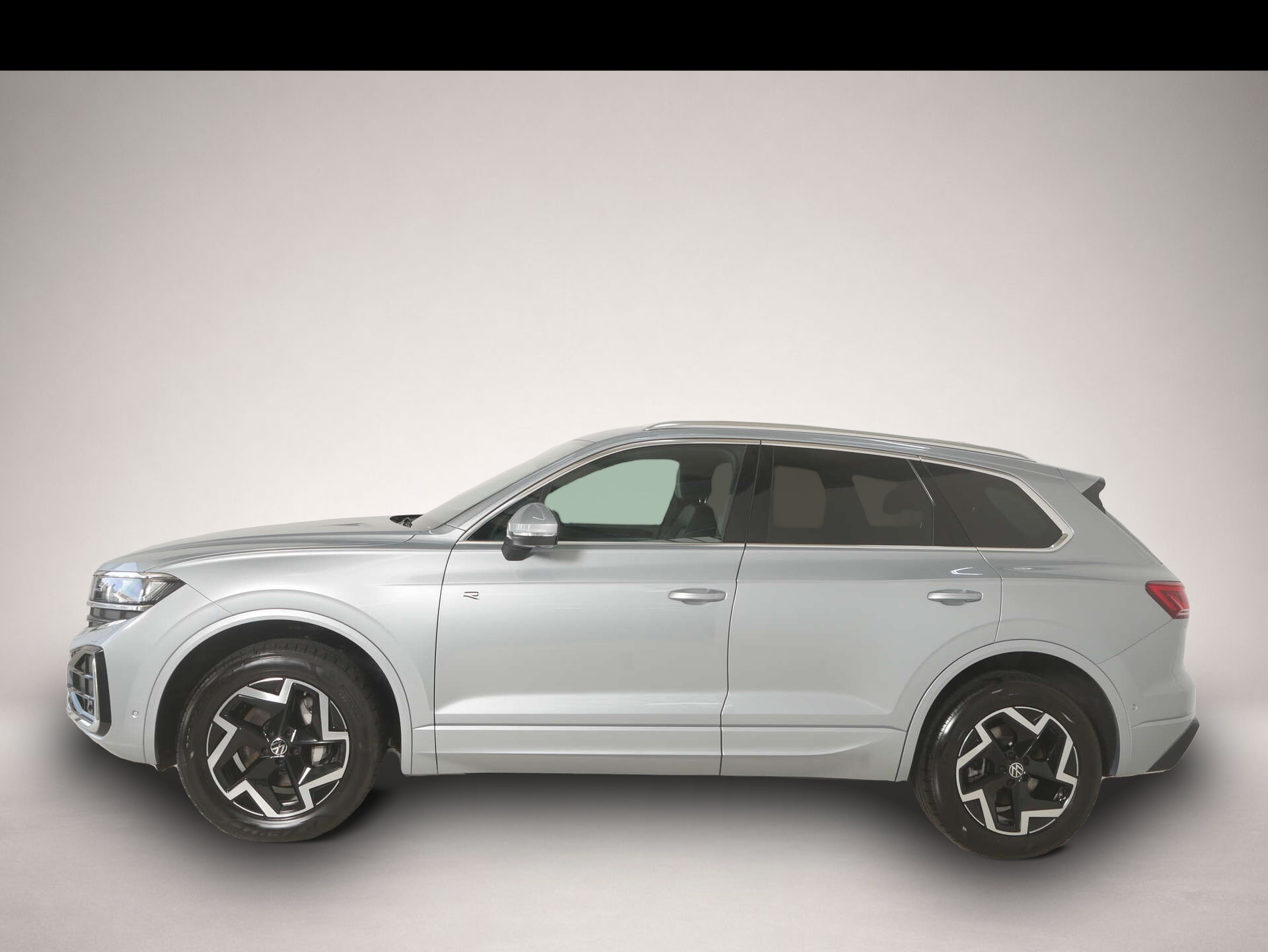 Fotografie 3 des Volkswagen Touareg 3.0 TDI V6 4Motion R-Line