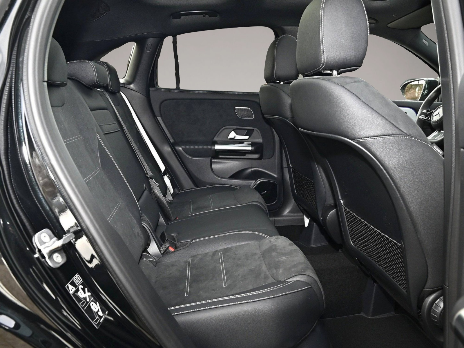 Bild 4 Mercedes-Benz GLA 200