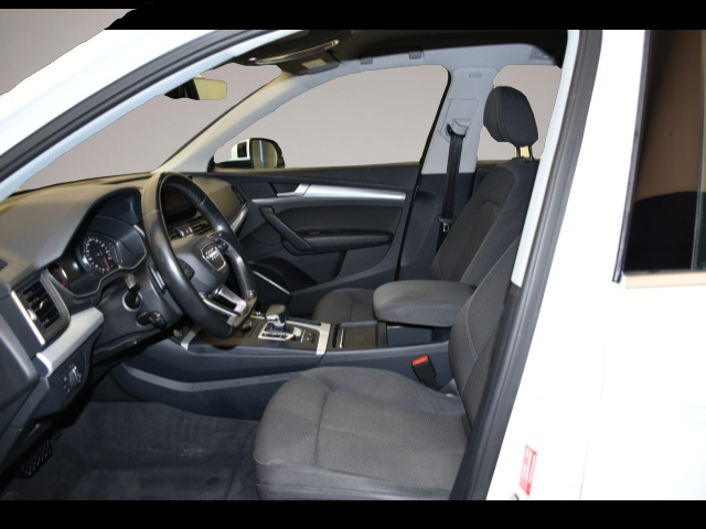 Fotografie 3 des Audi quattro Q5 2.0 TDI S-tronic quattro design AHK/Rückkam/A