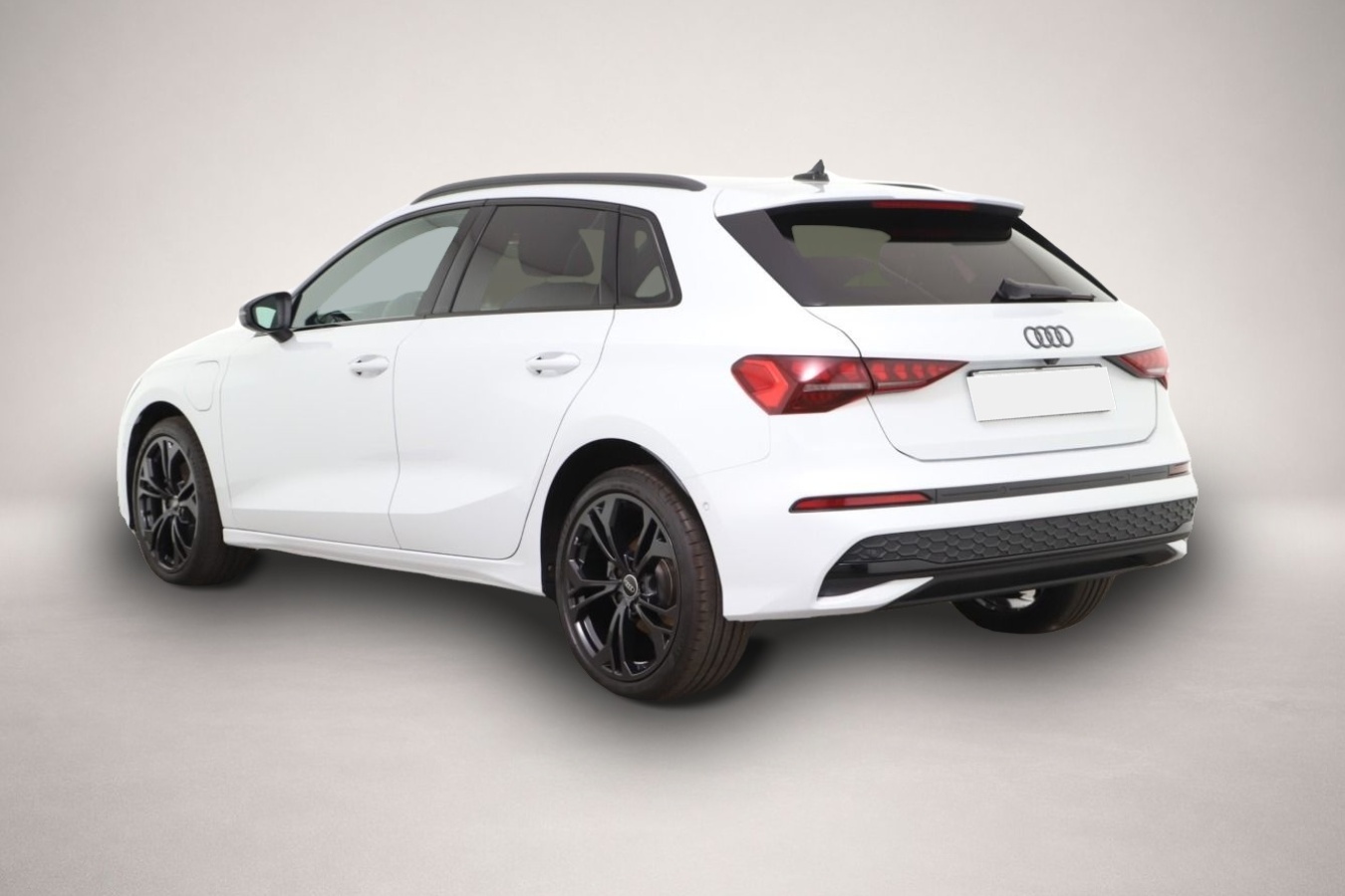 Bild 3 Audi A3 Sportback 40 TFSI e S tronic Advanced LED/ACC