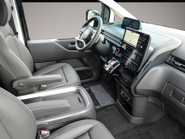 Fotografie 3 des Hyundai STARIA Signature Hybrid 2WD 1.6 T-GDI EU6e 7-Sit