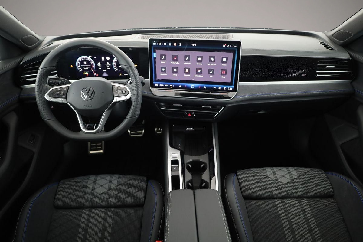 Volkswagen Passat Variant Passat Variant 2.0 TSI DSG 4M R-LINE Black, HUD, - Thumbnail 5