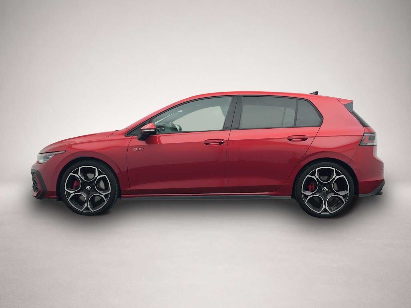 Bild 2 Volkswagen Golf GTI 8 2.0 TSI DSG PANO IQ-LIGHT DCC H&K ALU